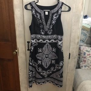 White House Black Market 100% silk dress size XS